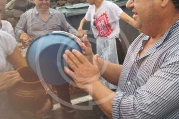  Baño de autoridades en las bodas de oro de la Traída del Agua (Foto TA)